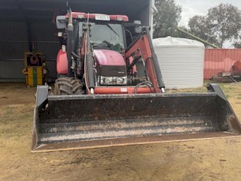 2015 Case IH Maxxum 140 Tractor with Loader