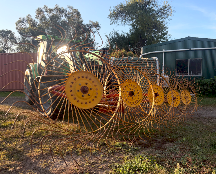 5 Wheel Hay Rake
