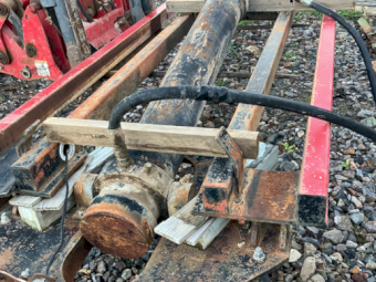 Tipper Hoist and Sub Frame