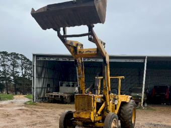 1979 Chamberlain Tractor Loader