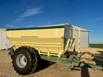 2016 Marshall 810T Spreader