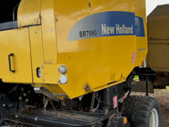 New Holland BR7060 Round Baler