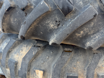 Starmaxx/MaXam 16.9-28 Tyres and Rims