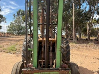 Forklift Attachment With Pallet And Hay Forks