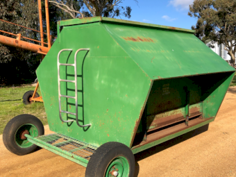 Addlem Grain Feeder with Wheels