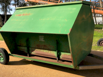 Addlem Grain Feeder with Wheels