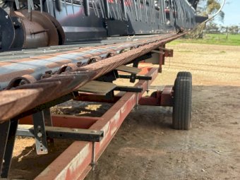 2009 30' Case IH 2142 Front on Leith Trailer