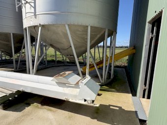 3 x Jaeschke 55 tonne Fertiliser Silos with Conveyors