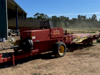 New Holland 575 Small Baler with 15 Bale Jadan Accumulator