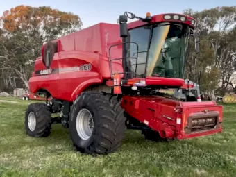 2011 Case IH 8120 Header