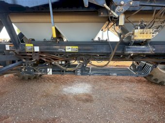 Flexi Coil 5850 Air Cart