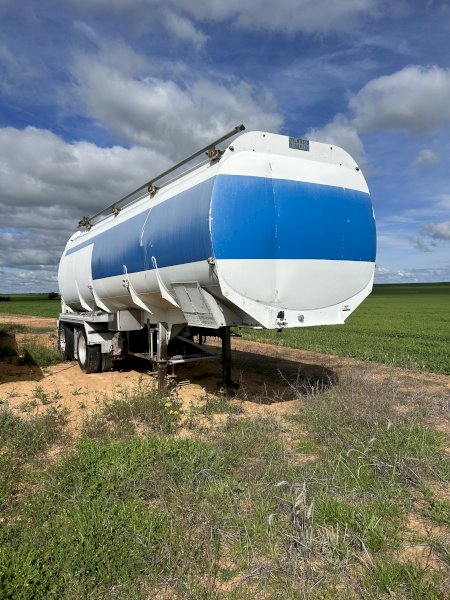 2001 Holmwood Highgate Bogie Axle Tanker Trailer