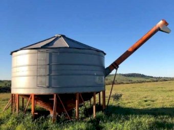 Sherwell 1411 D 28T Field Bin With Auger