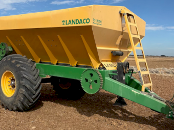 2013 Landaco TS12000 Spreader