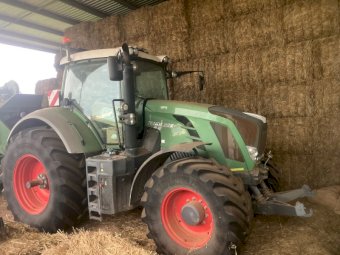 Fendt 822 Vario Tractor