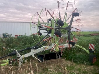 Claas 2 Wheel Rotary Rake