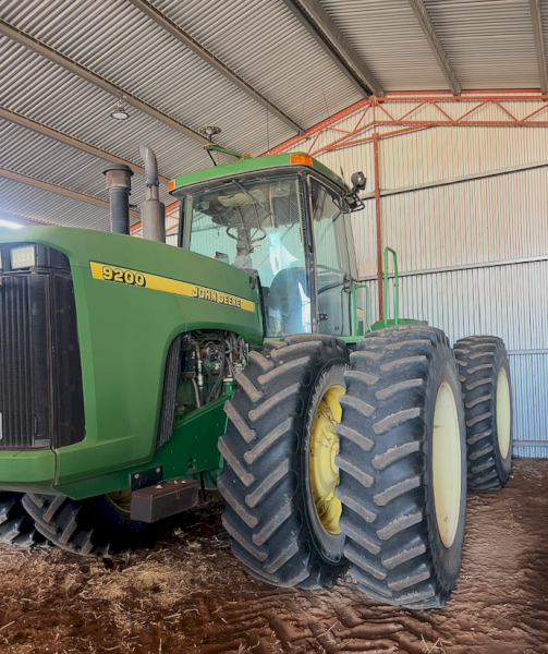 1998 John Deere 9200 Tractor