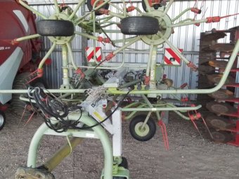 Claas Volto 1050 Tedder Rake