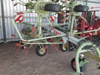 Claas Volto 1050 Tedder Rake