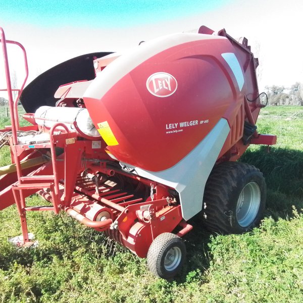 2012 Lely Welger RP 445 Round Baler