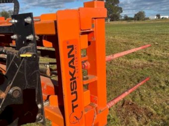 Kerfab Tuscan TUS250 Hay Bale Grab