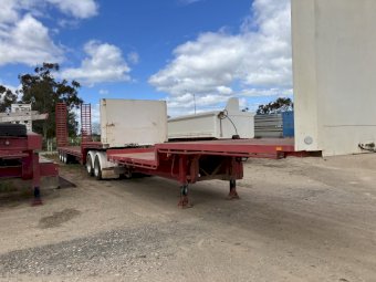 1998 Freighter / Pacific B-Double Trailer Set