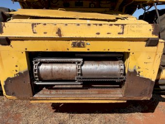 New Holland TR99 Header