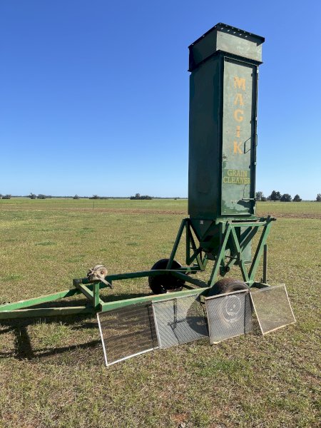 Magik Kleener 2000 Grain Cleaner on Trailer