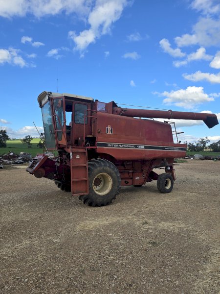 International 1460 Header with Front