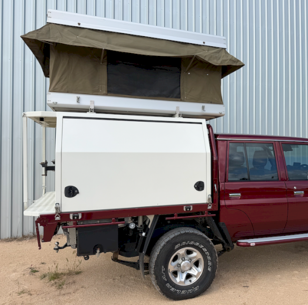 Bundutec Slide on Canopy Camper