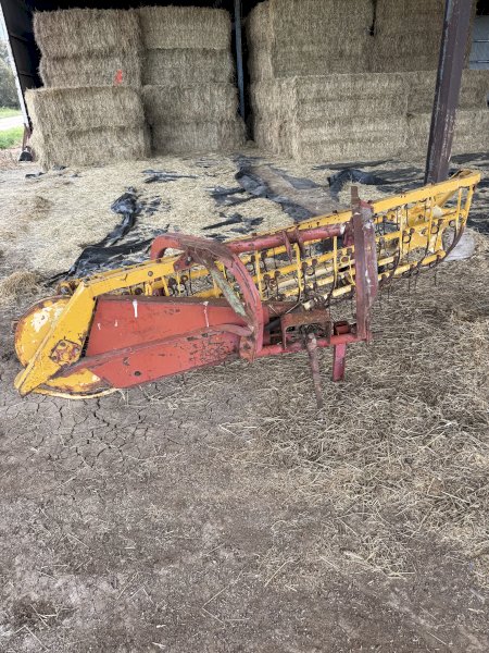 New Holland Rolabar Rake