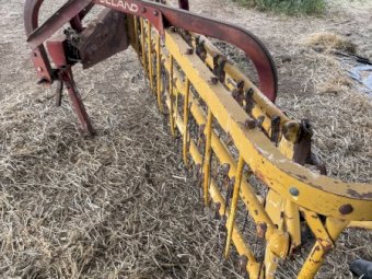 New Holland Rolabar Rake