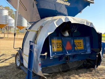 2025 Neeralta 1024S Grain Bag Inloader