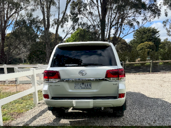 2015 Toyota Landcruiser Sahara Wagon