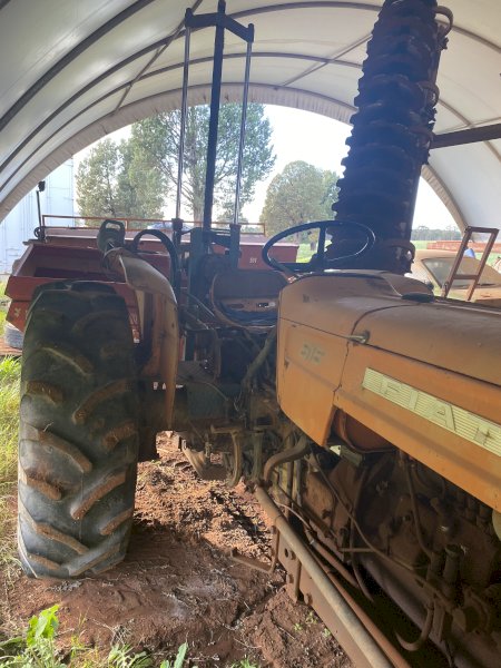 FIAT 615 Tractor