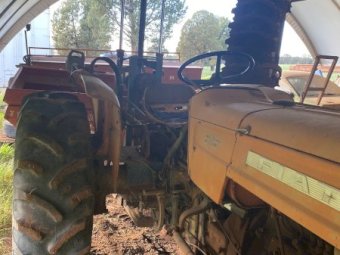 FIAT 615 Tractor