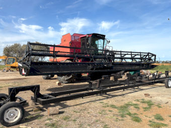 Case IH 1680 Axial Flow 4WD Header with Front and Trailer