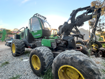 John Deere 1270E Forestry Harvester