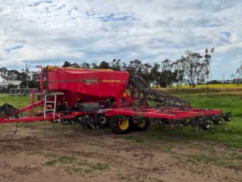 2011 Seed Hawk 800C 8Mtr Air Seeder