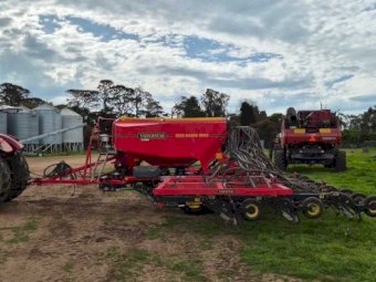 2011 Seed Hawk 800C 8Mtr Air Seeder