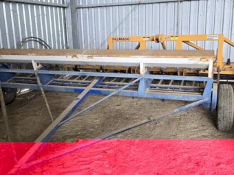 Davimac 20 run Band Seeder