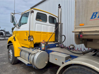 1999 Sterling LT9500 Prime Mover with 1994 Byrne TOA Aluminum Tipper