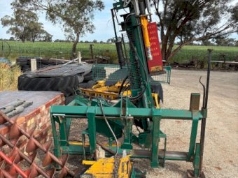 Munro Fencing Machine