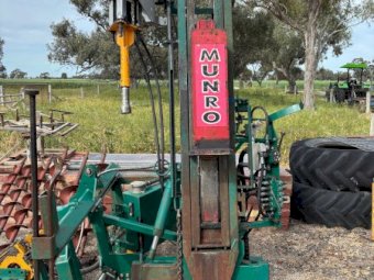 Munro Fencing Machine
