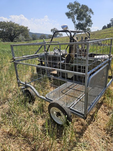 Safety Zone 395 Calf Catcher