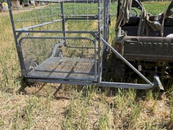 Safety Zone 395 Calf Catcher