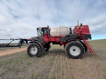 Miller Nitro 5333 Self Propelled Sprayer