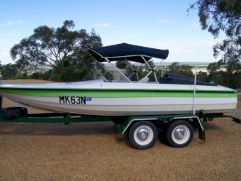 Ford Clinker Speed/Ski Boat