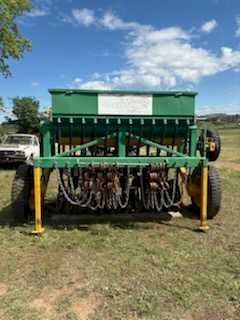 Rock Hoppa 12 Row Disc Seeder