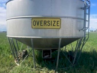 3 X H.E Silos 30T Field Bins